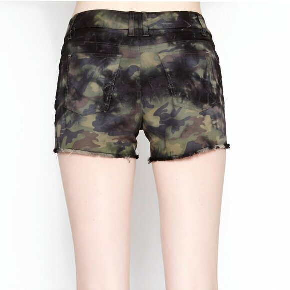 Tripp NYC Tie-Dye Camo & Denim Patch Shorts | Raw Hem Skull Rivets Sz 25 NWT - Picture 4 of 5